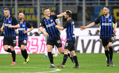 皮球贴地直 皮球贴地直