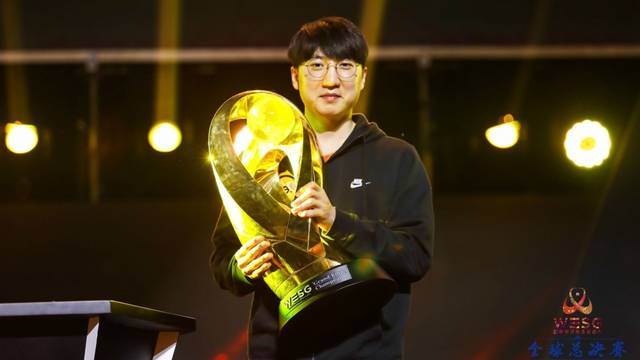 宾利欧陆G 宾利欧陆G