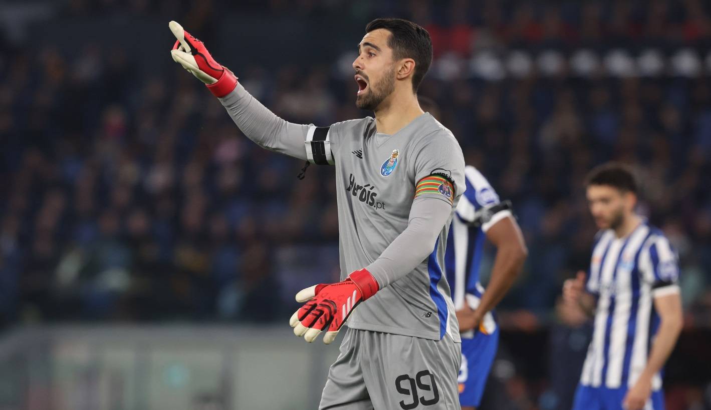 全场比赛共 全场比赛共