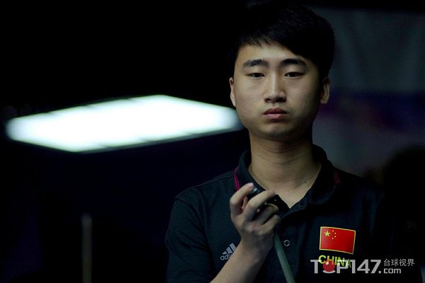 员进行沟通 员进行沟通